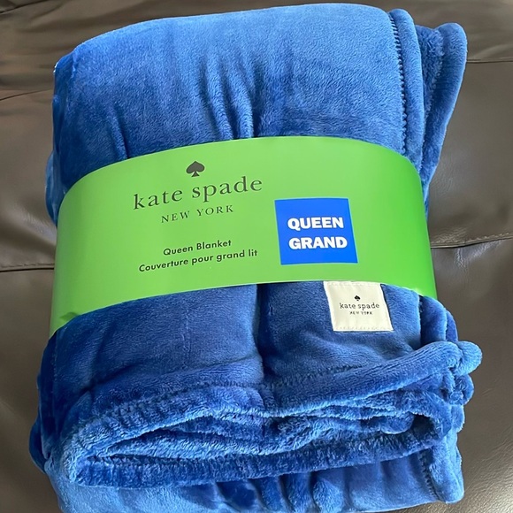 Kate Spade - Queen Blanket - Picture 4 of 4